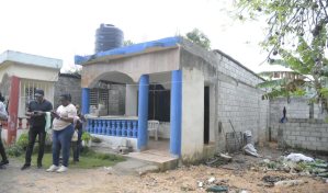Tragedia: hombre ultima de varias pu&ntilde;aladas a su pareja en Valiente de Boca Chica
