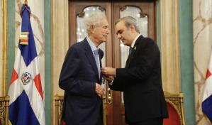 Abinader otorga Medalla de la Orden del Mérito Duarte, Sánchez y Mella a Gabriel Escarrer Juliá