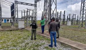 Militares venezolanos resguardan sistema eléctrico tras apagón en 10 estados