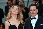 Exesposa de Johnny Depp habría defecado en su cama