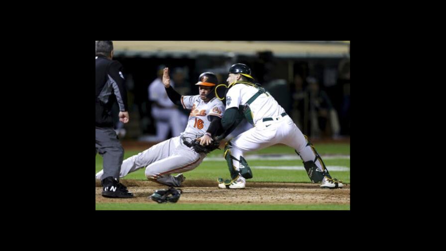 Frankie Montás brilla en la lomita y Atléticos superan a Orioles 5-1