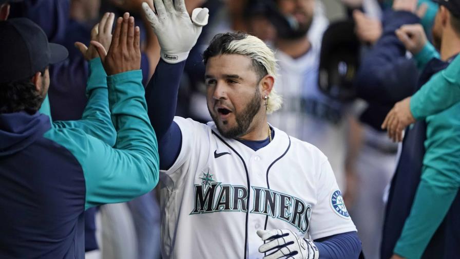 VÍDEO | Marineros ganan a Texas respaldado por tres jonrones