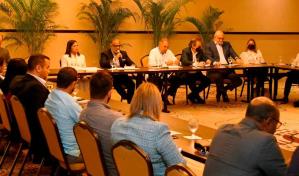 Junta de Aviación Civil requiere a líneas aéreas mejorar servicios y tarifas