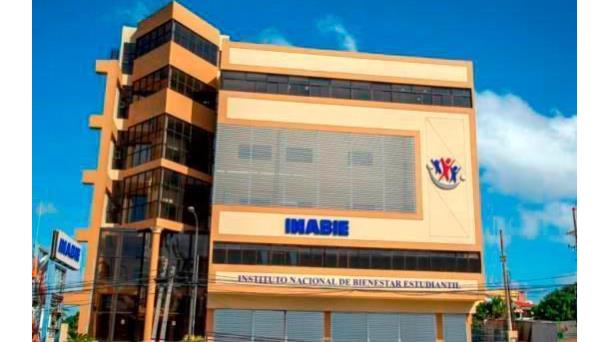 Mipymes piden a Abinader posponer licitaciones de Inabie para almuerzo escolar