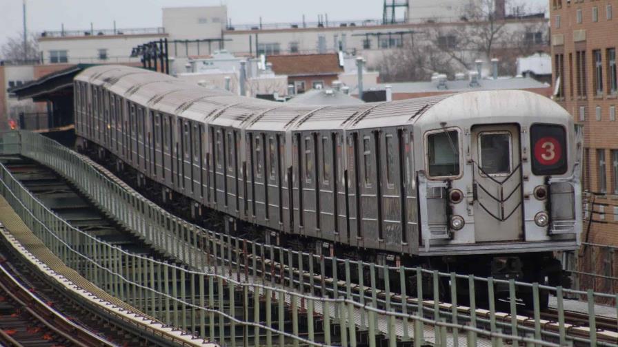 Policía halla dos cadáveres en el metro en Nueva York