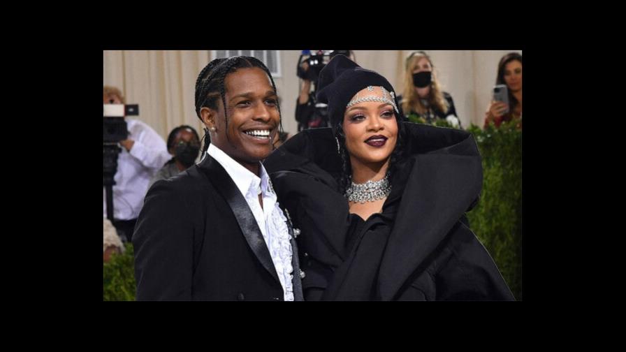 Detienen al rapero A$AP Rocky, novio de Rihanna, y esta es la razón