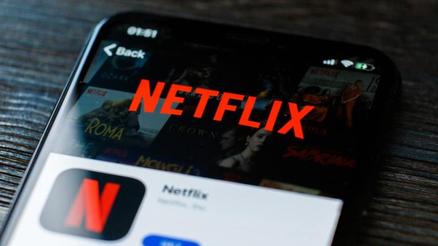 Netflix se desploma un 36 % en bolsa tras anunciar pérdida de suscriptores Netflix se desploma un 36 % en bolsa tras anunciar pérdida de suscriptores