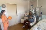 Pelé hospitalizado de nuevo para seguir tratamiento