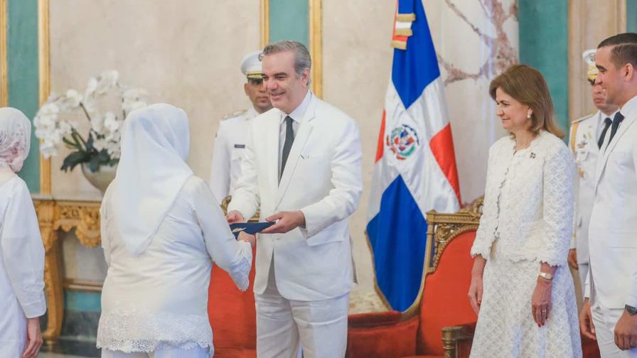 Embajadores de ocho países presentan credenciales al presidente Luis Abinader Embajadores de ocho países presentan credenciales al presidente Luis Abinader