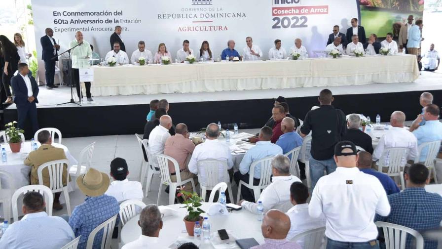 Luis Abinader encabeza inicio de la cosecha de arroz 2022 Luis Abinader encabeza inicio de la cosecha de arroz 2022
