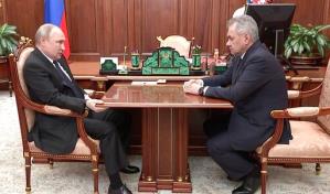 Fotos satelitales muestran posibles fosas cerca de Mariúpol