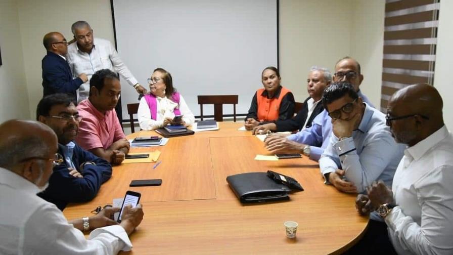 Fracasa diálogo solicitado por el presidente Abinader para evitar huelga en el Cibao Fracasa diálogo solicitado por el presidente Abinader para evitar huelga en el Cibao