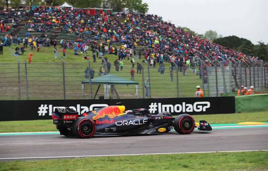 Max Verstappen gana el sprint y saldrá primero en Imola