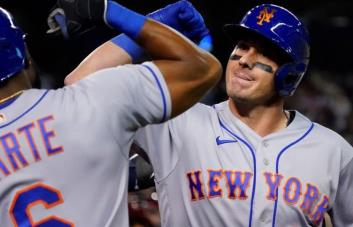 VÍDEO | Starling Marte decidió la victoria de los Mets con sencillo en el décimo