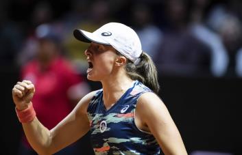 Swiatek y Sabalenka definirán el título en Stuttgart