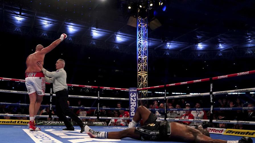VÍDEO | Fury noquea a Whyte en seis rounds y retiene el cetro