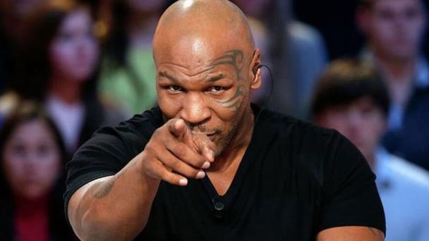 El prontuario delictivo del hombre agredido por Mike Tyson