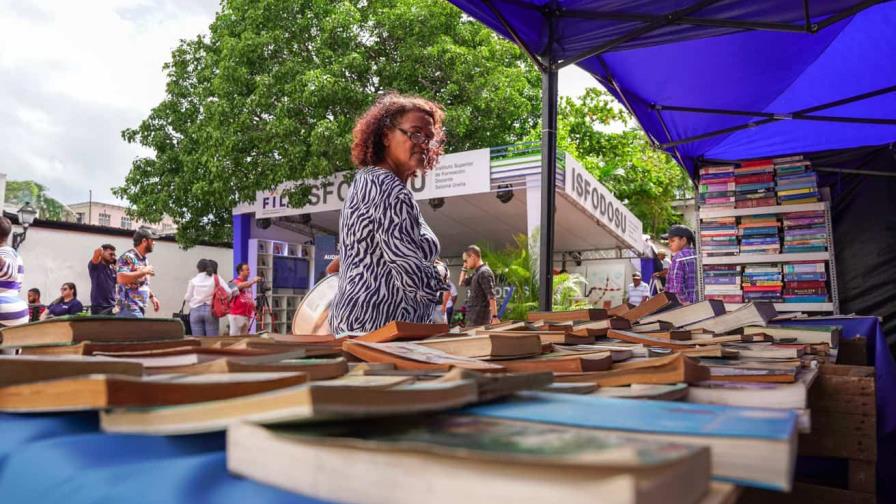 Lo que ofrece este domingo la Feria del Libro a los visitantes en la Ciudad Colonial Lo que ofrece este domingo la Feria del Libro a los visitantes en la Ciudad Colonial