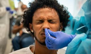 Nuevos contagios de COVID-19 continúan bajando