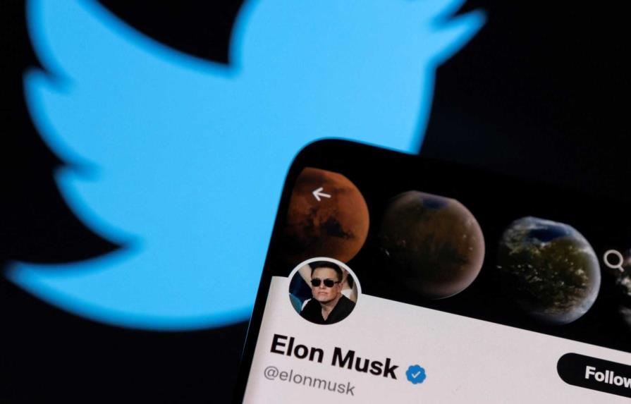 Acciones de Twitter en Wall Street suben ante posible compra por Elon Musk