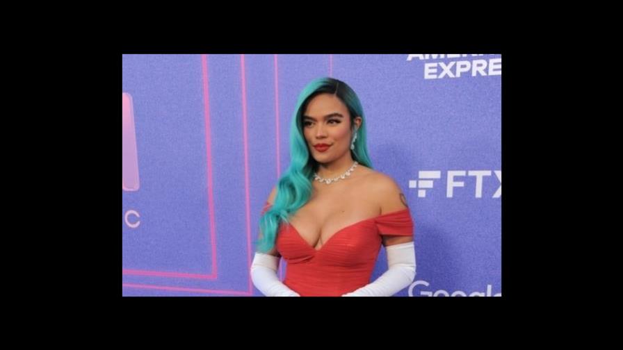 Karol G cumplirá una promesa tras llegar al millón de comentarios en Instagram Karol G cumplirá una promesa tras llegar al millón de comentarios en Instagram