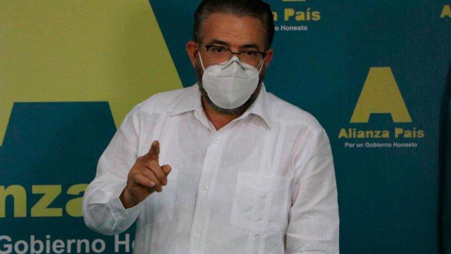 Florecen las críticas en Alianza País por supuestas acciones “dictatoriales” Florecen las críticas en Alianza País por supuestas acciones “dictatoriales”