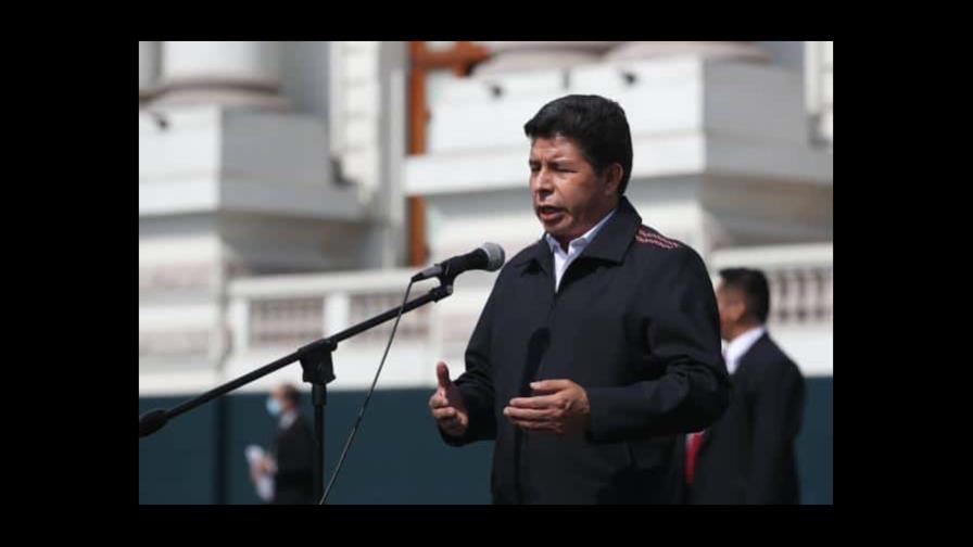 Presidente peruano presenta proyecto para nueva Constitución