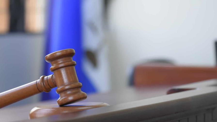 Dictan apertura a juicio contra hombre que ultimó a otro de varias puñaladas