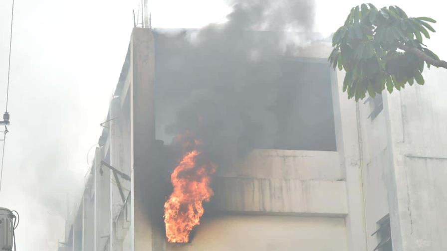 Muere tercera víctima de incendio en Canal Del Sol