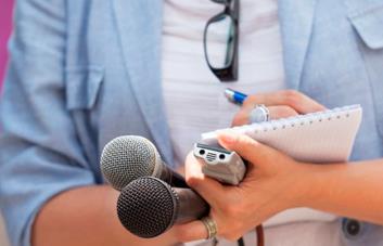 Universidad de NY abre programa de becas para personas censuradas o víctimas de amenzas en RD