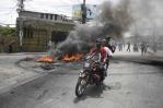 Haitianos siguen huyendo de la guerra entre bandas, que ya deja 20 muertos