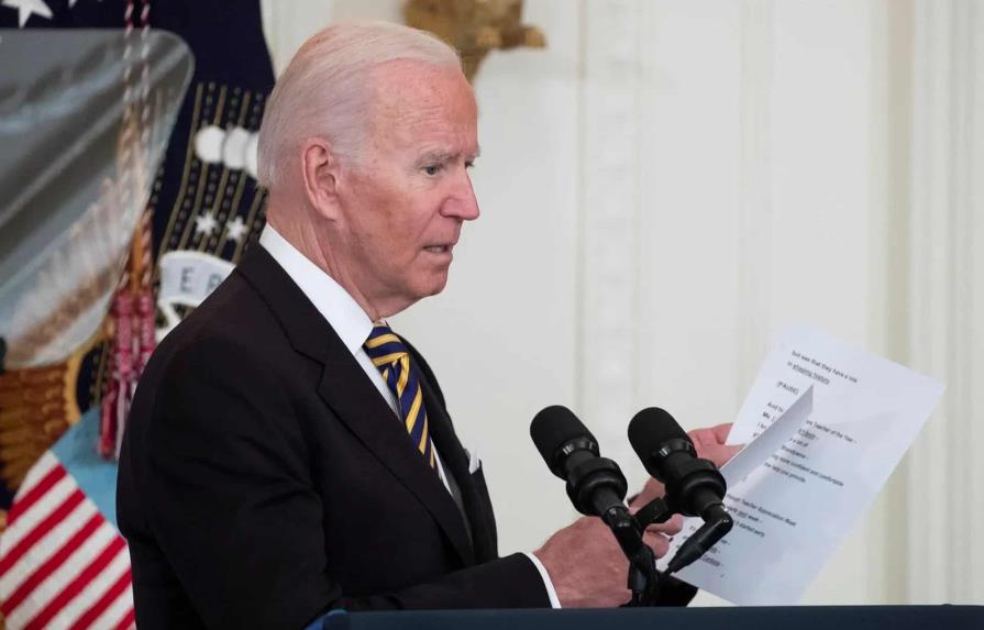 Biden propondrá donar a Ucrania los fondos confiscados a oligarcas rusos