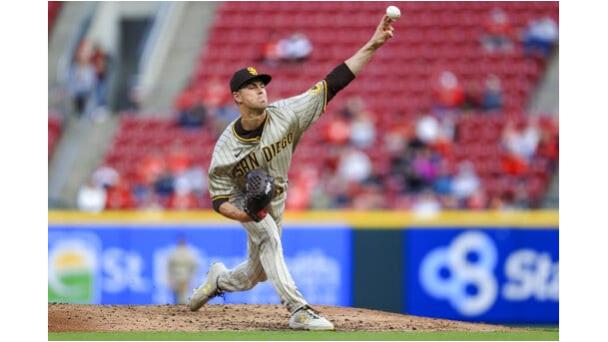 Manny Machado dispara tres hits en victoria de Padres sobre Rojos