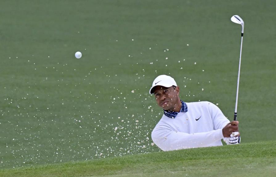 Woods se dirige a práctica, de cara a Campeonato de PGA