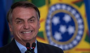 Aliado de Bolsonaro que está preso lanza su candidatura para presidente