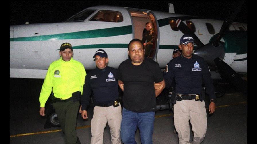 César el Abusador demandó a EE. UU. por US$7 millones por alegada falta de atención médica César el Abusador demandó a EE. UU. por US$7 millones por alegada falta de atención médica