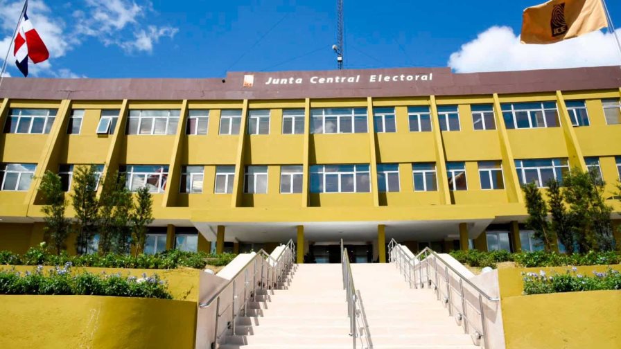 La JCE dará asistencia al PLD en consulta general, pero de “manera parcial” La JCE dará asistencia al PLD en consulta general, pero de “manera parcial”