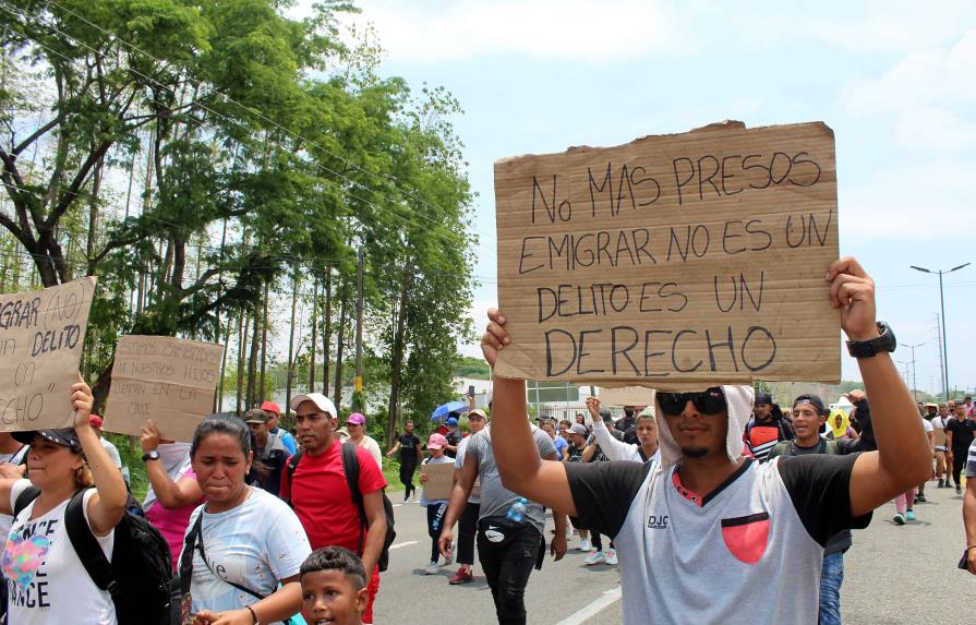 Dominicanos siguen pasando por México para llegar a Estados Unidos