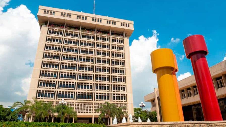 Banco Central mantiene tasa de política monetaria en 5.50 % anual Banco Central mantiene tasa de política monetaria en 5.50 % anual