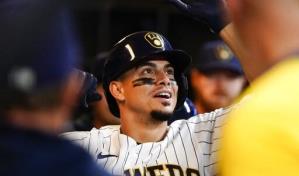 Los Cerveceros de Milwakee conectan cinco jonrones en la victoria ante los Cachorros