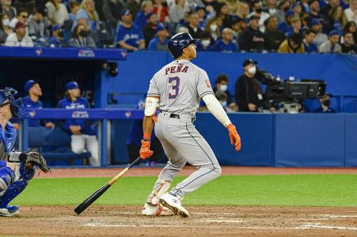 Astros de Houston hilvanan cuatro triunfos al hilo al vencer a los Azulejos