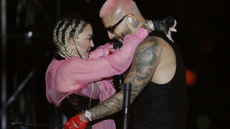 Maluma regresa triunfal a Medallo de la mano de una exultante Madonna Maluma regresa triunfal a Medallo de la mano de una exultante Madonna