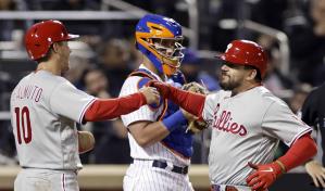 Los Filis vencen a Mets; Schwarber dispara jonrón 