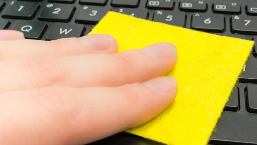 Así debes desinfectar tu computadora portátil