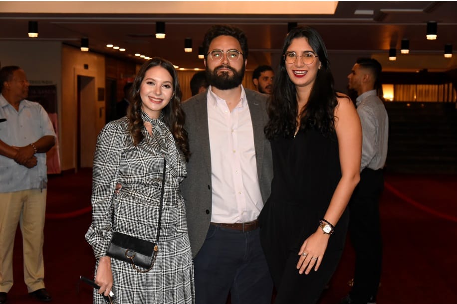 Isabella D'Alessandro, Fernando Pernas y Yamilé Hazim. 