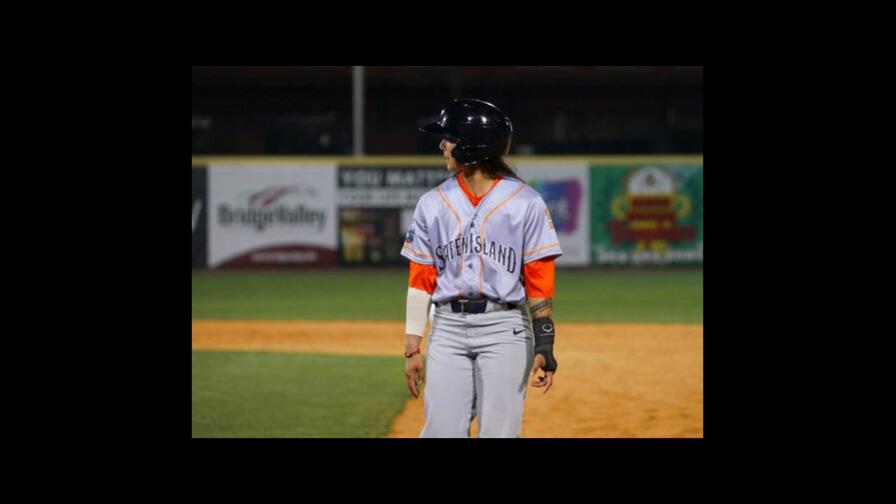 Kelsie Whitmore, la primera mujer que juega en la Atlantic League Kelsie Whitmore, la primera mujer que juega en la Atlantic League