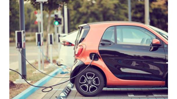 EEUU anuncia 3,160 millones para fabricar baterías de vehículos eléctricos