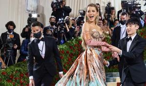 Dentro de la Gala del Met: brillo y 275,000 rosas