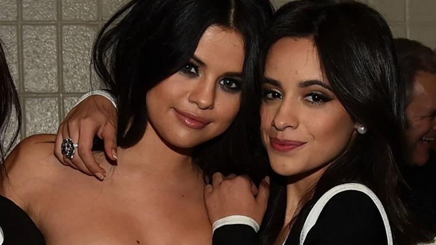Selena Gomez y Camila Cabello se divierten en TikTok