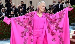 El fucsia triunfa en la alfombra roja de la Met Gala 2022